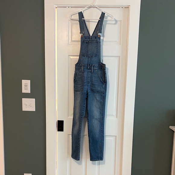 Madewell Blue Denim Overalls - Picture 1 of 4